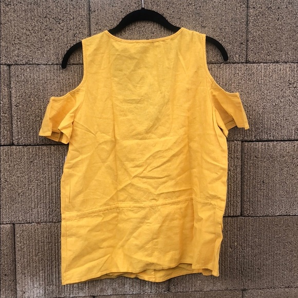 Yellow Just Fab Button up Blouse 🟡 - Picture 7 of 7